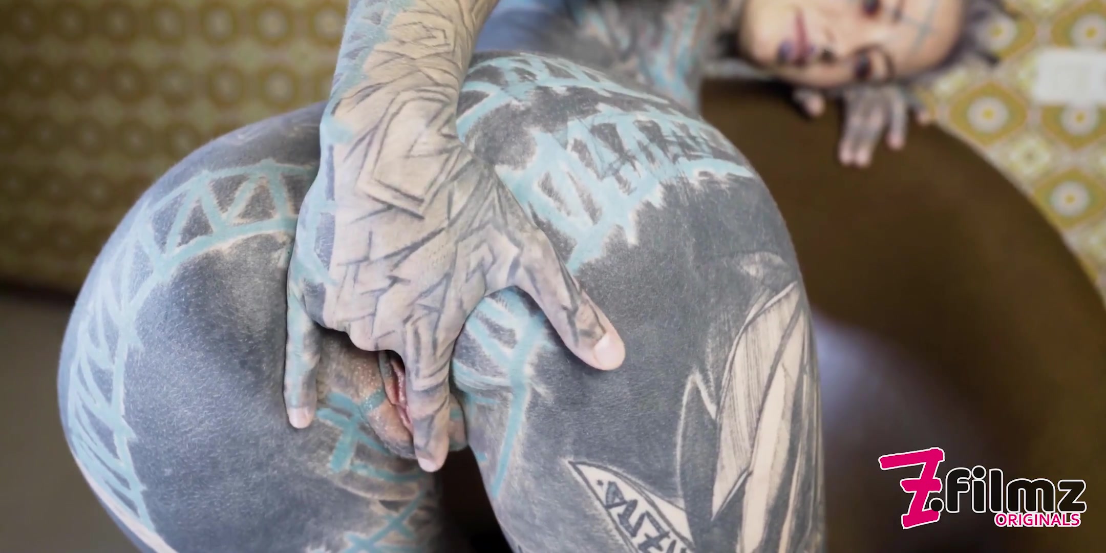 Tattooed teen 18+ Testing Fuck Machine With Her Anal - Fuck Machine, Gapes