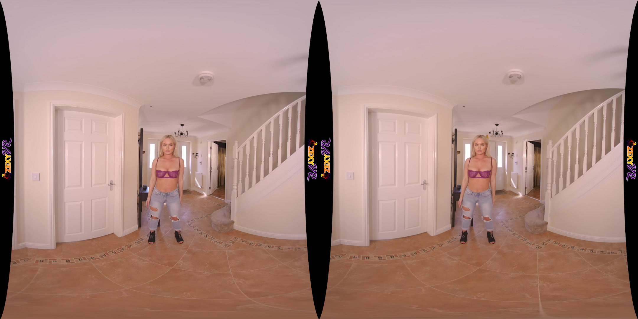 Tasty Tease featuring Louise - ZexyVR