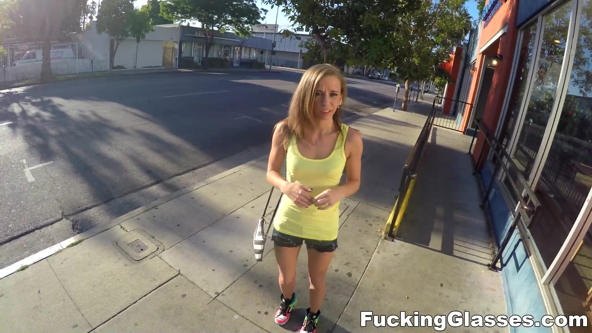 Fucking Glasses - Petite fashion fan gets fucked