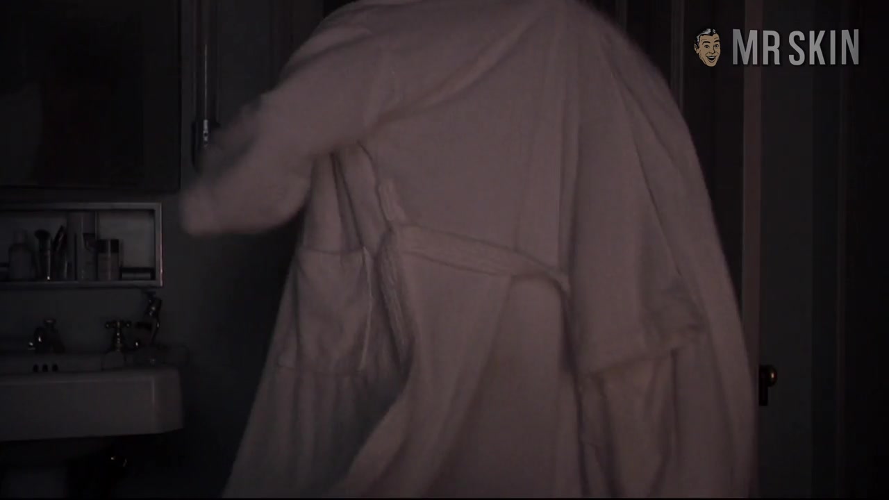 MILF Diane Lane Nude & Elvis' Topless - Mr.Skin