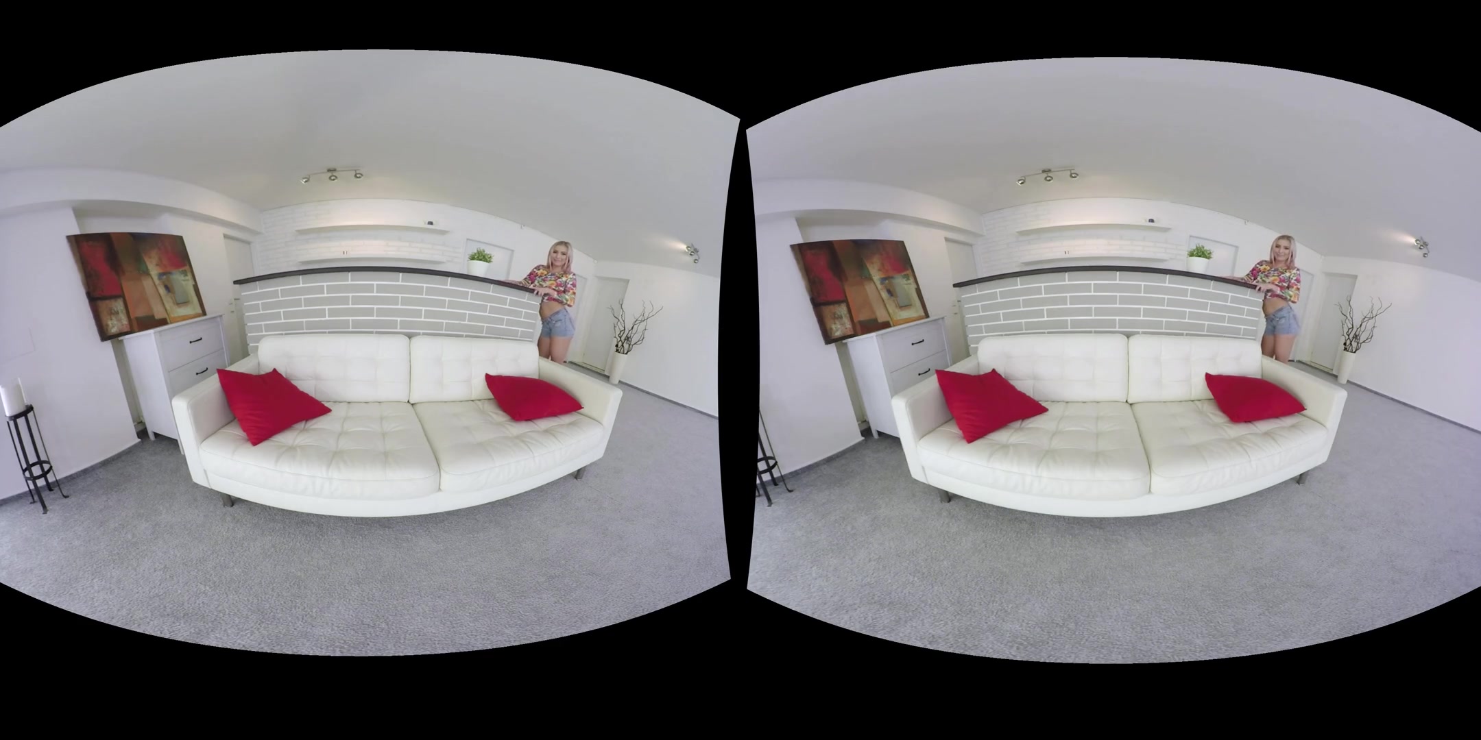 Cayla Lyons in VR Solo Action - VRTeenrs