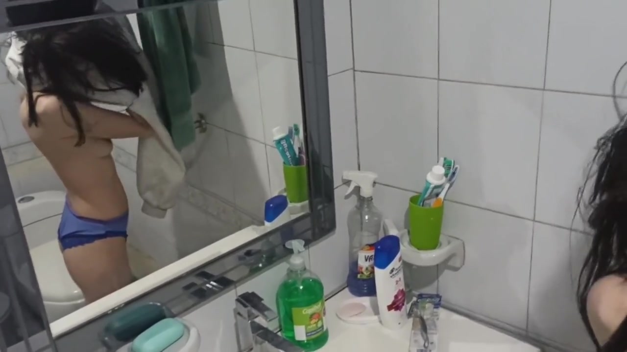 If Stepfather Goes Into The Bathroom And Fucks Her Without Noticing She Lets Herself Be Fucke - Any One