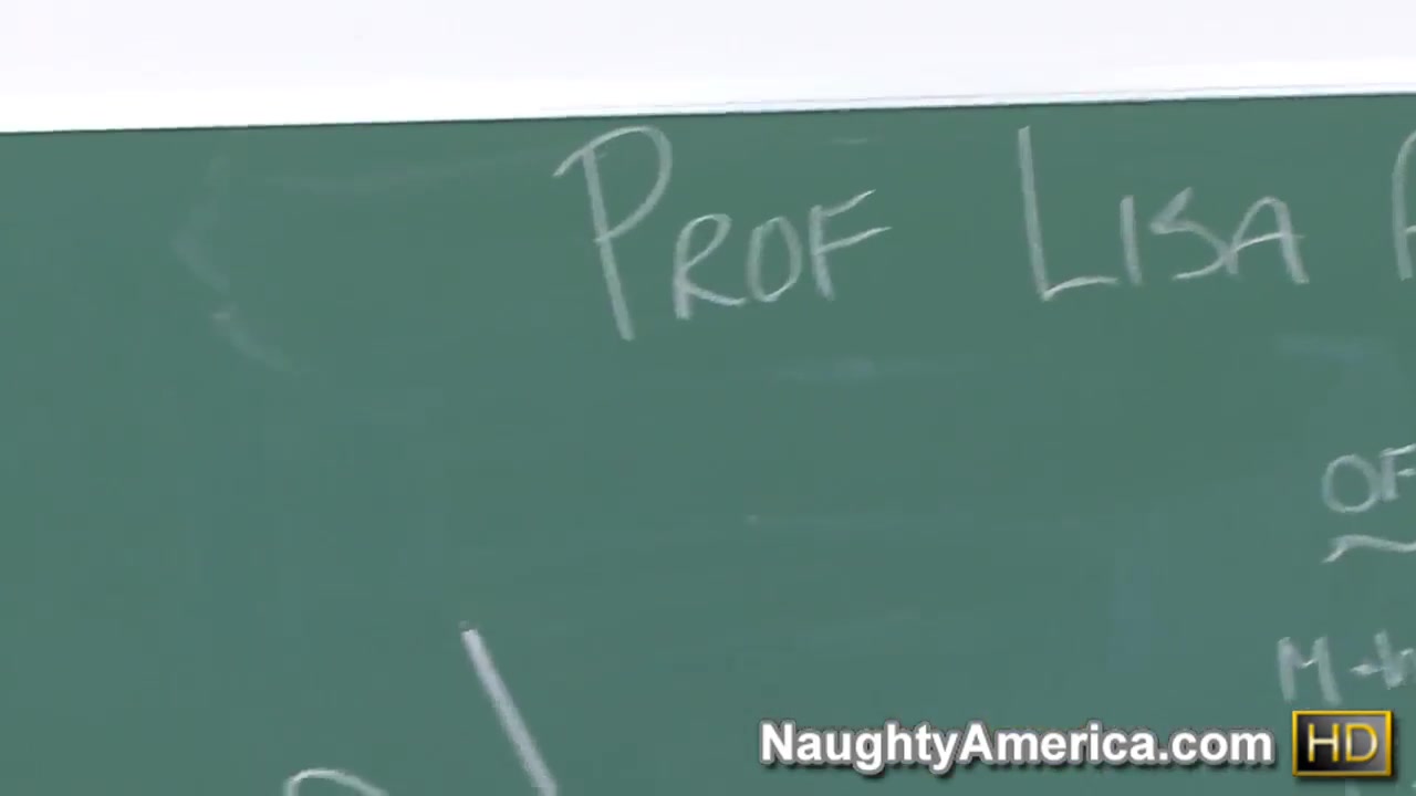 HOt teacher left her fave boy on detention