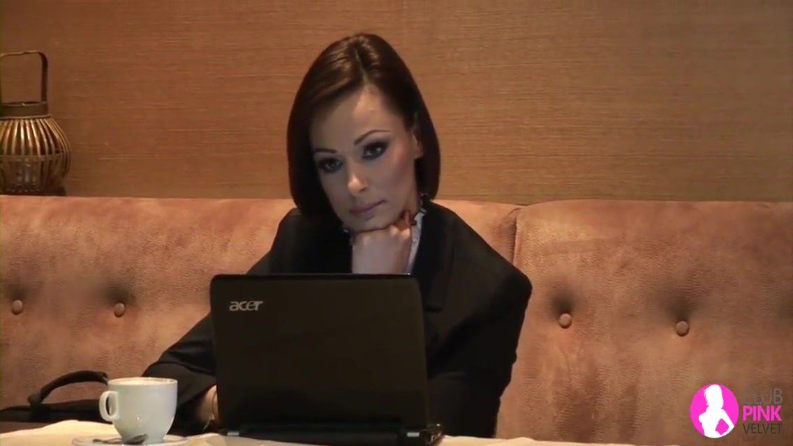 Viv Thomas In Seduced By Two Lesbian Milfs Hd 6 Min
