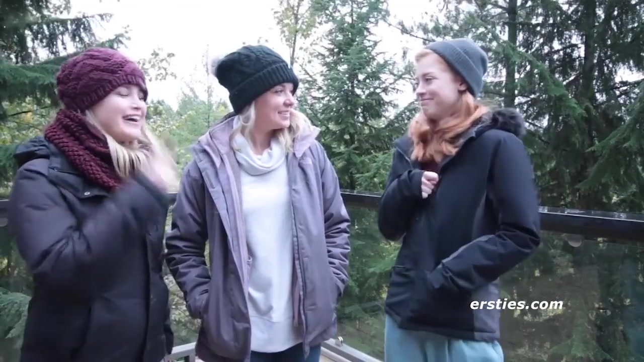 Amateur Lesbian Threesome In Scenic Mountain Hideaway!