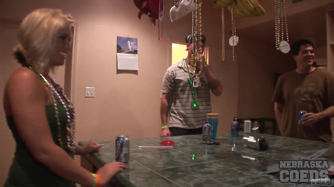 neverbeforeseen Smoking Pussy at Late Night After-Hours Party - NebraskaCoeds