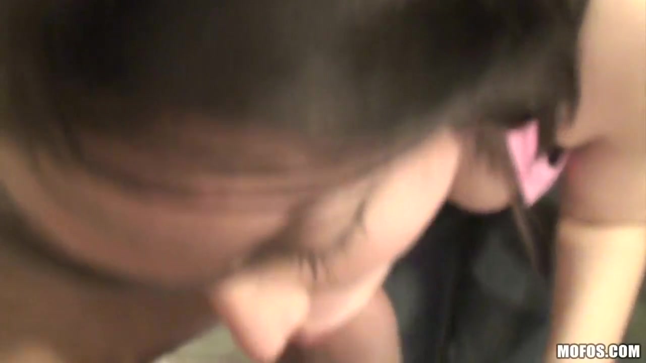 Fucking my GF while she's speaking on the phone