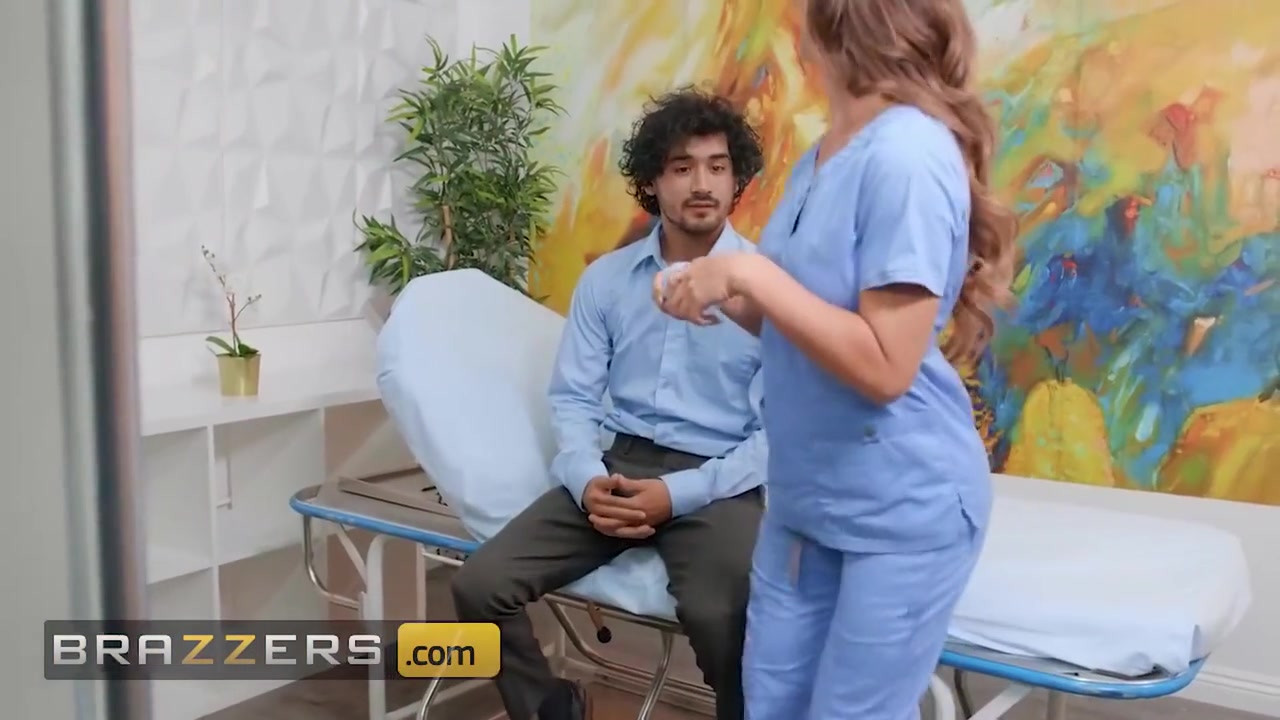Cherie Deville, Van Wylde And Des Ires - Van And His Insanely Sexy Nurse Take Care Lasirena69s Sexual