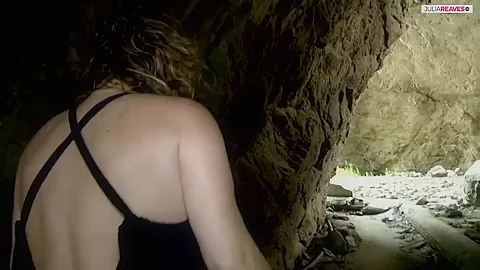 Big Ass Milf Hanne Banged Hard At The Beach - CumDateMe