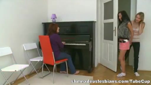 Lesbian lessons from an old dyke who wants some more fun
