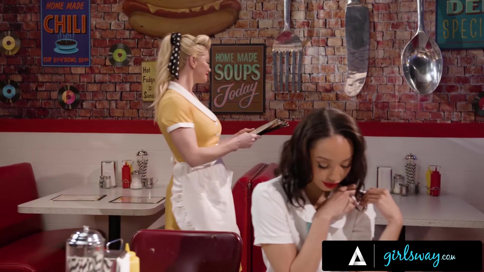 GIRLSWAY - Vintage Waitress MILF Serene Siren Goes Wild On Diner Last Petite Customer Alexis Tae