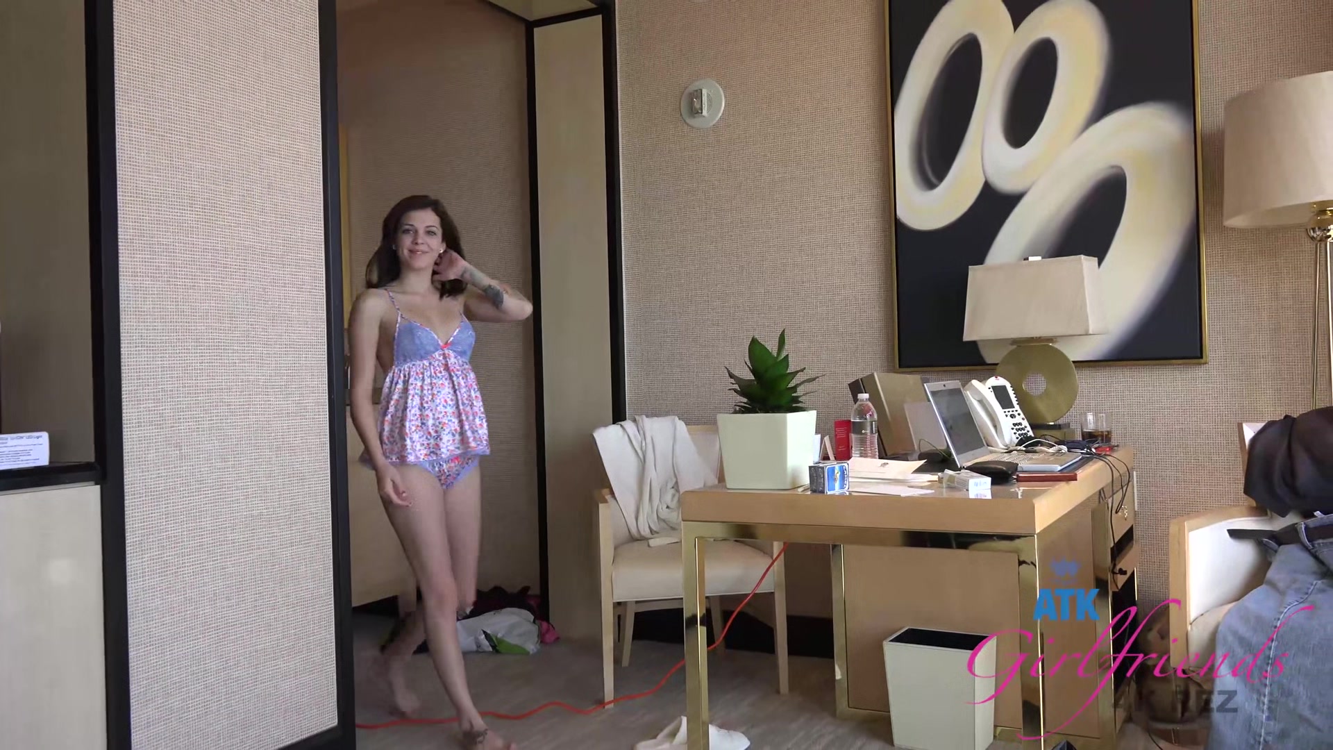 Virtual Vacation In Las Vegas With Kiera Winters Part 1