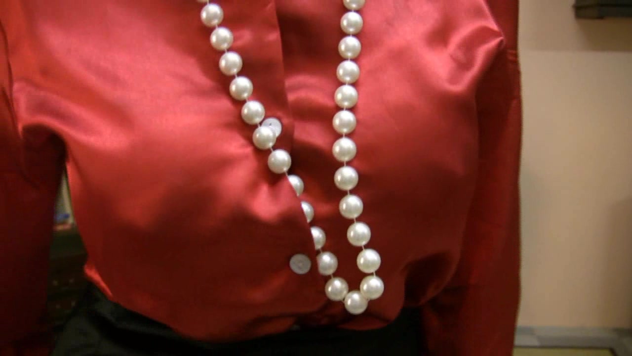 Trinity-Productions: Red Blouse Domme