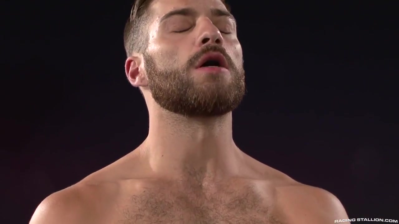Seth Fisher In Hairy Reality Cumshot