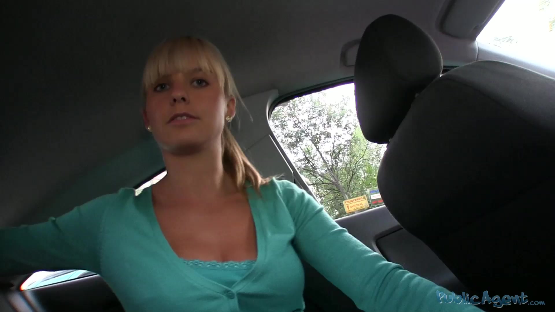 PublicAgent Video. Bella