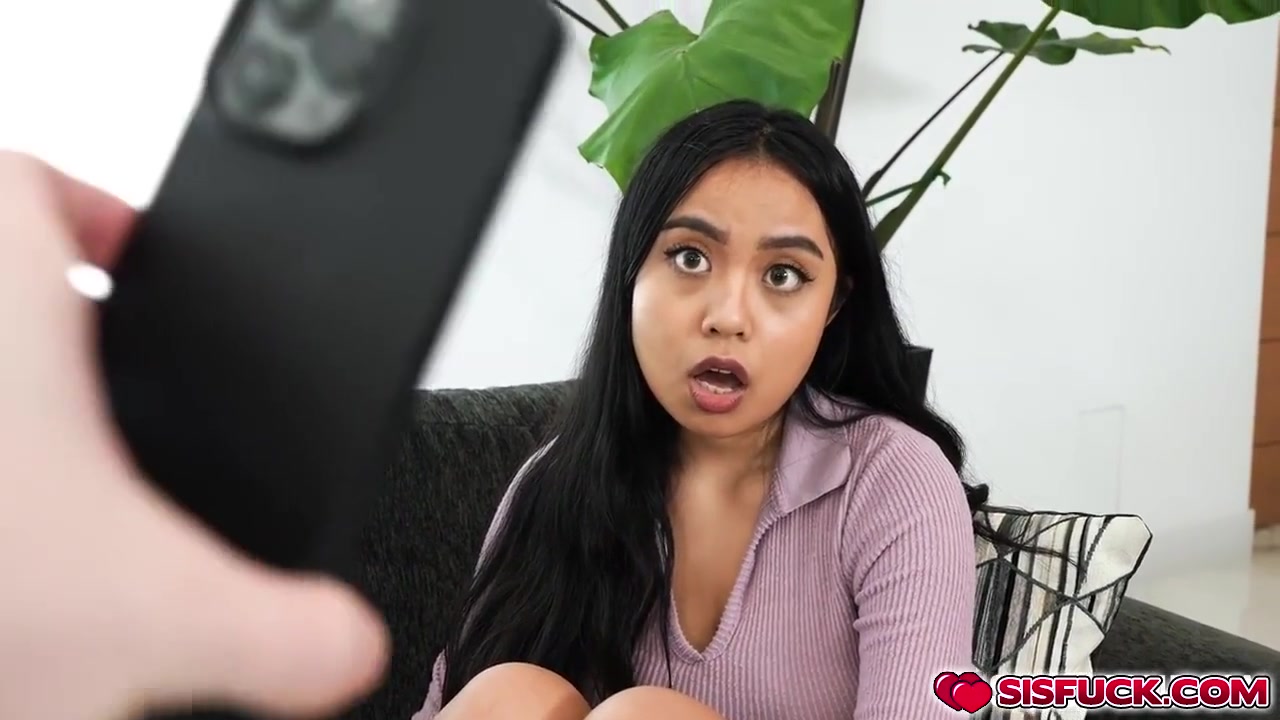 Alex Finds A Raunchy Video Of His Stepsister, Luna In A Porn Site