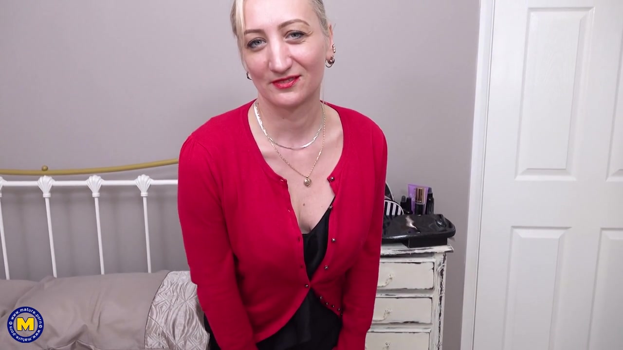Attractive Polish Blonde Milf Showing Off Her Body And Works Her Pussy To A Climax - MatureNl