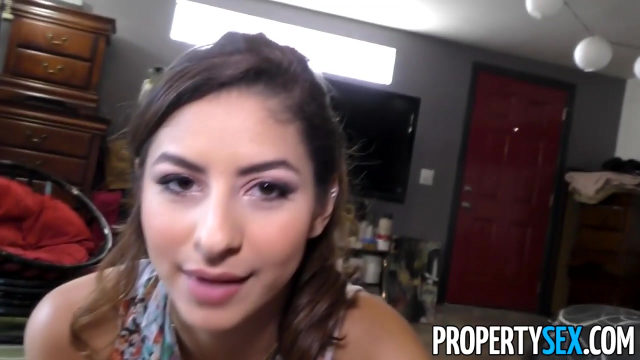 PropertySex Open House Turns Into Sex With Stunning Agent
