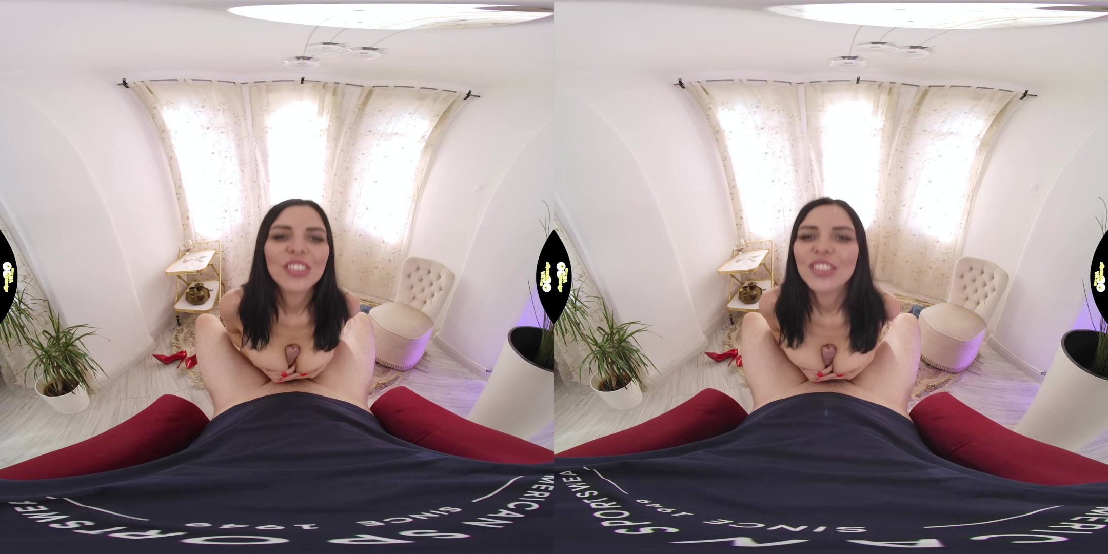 Morning with Kira Queen - SqueezeVR