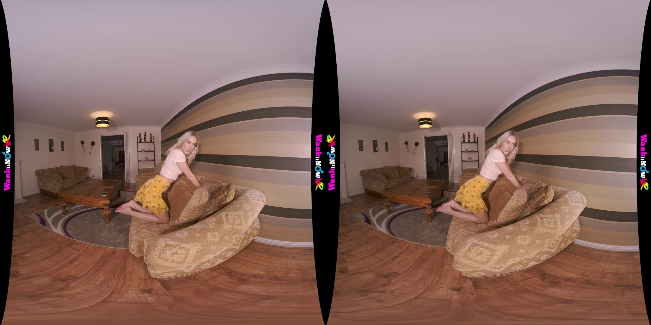 Hots For Me featuring Amy W - WankitNowVR
