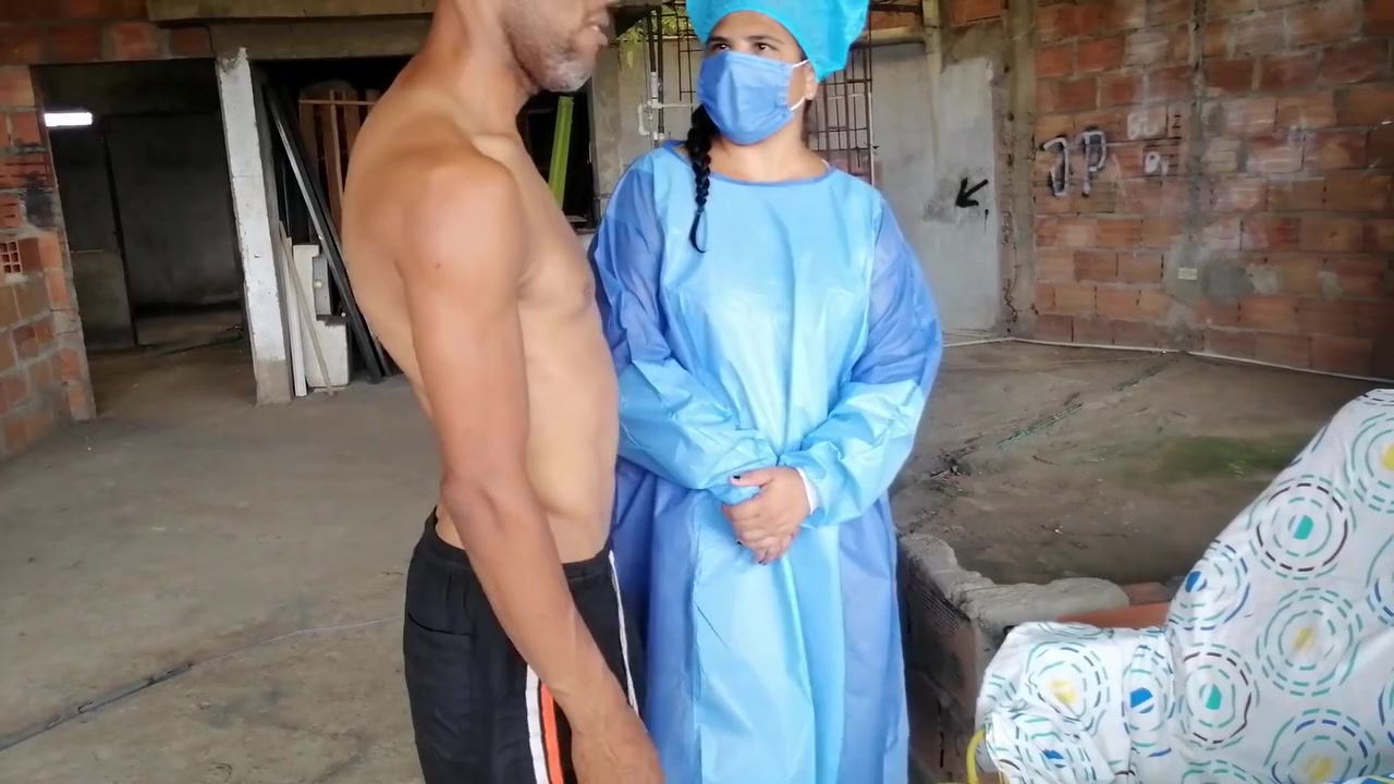 Llegue De Visita Y Pide Que Le Folle Su Cono Gordo