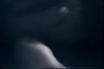 Pretty Indian girlfriend gets screwed in video