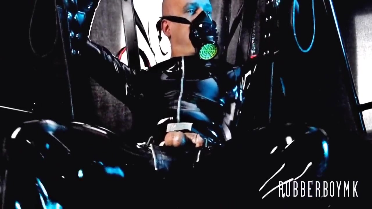 Pissing Hard In Rubber