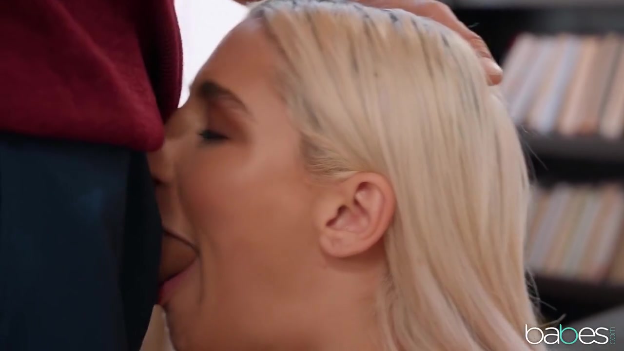 Abella Is Always Open To Get Screwed - Abella Danger