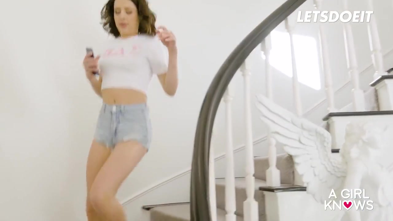 Stepsisters Cheat On Bfs & Enjoy Lesbian Fuck With Kay Lovely, Kylie Rocket And Lily Larimar