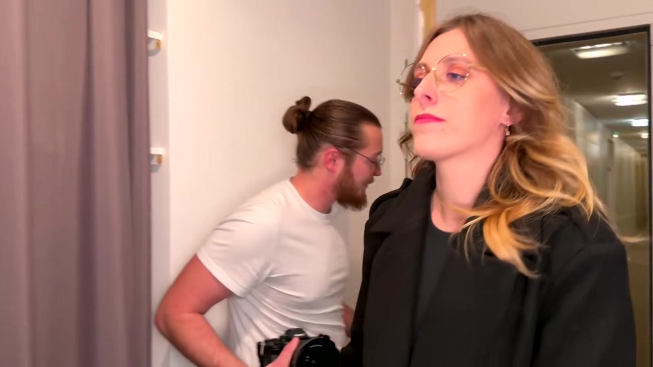 An atomic bomb in Cassis! - Jacquie et Michel TV
