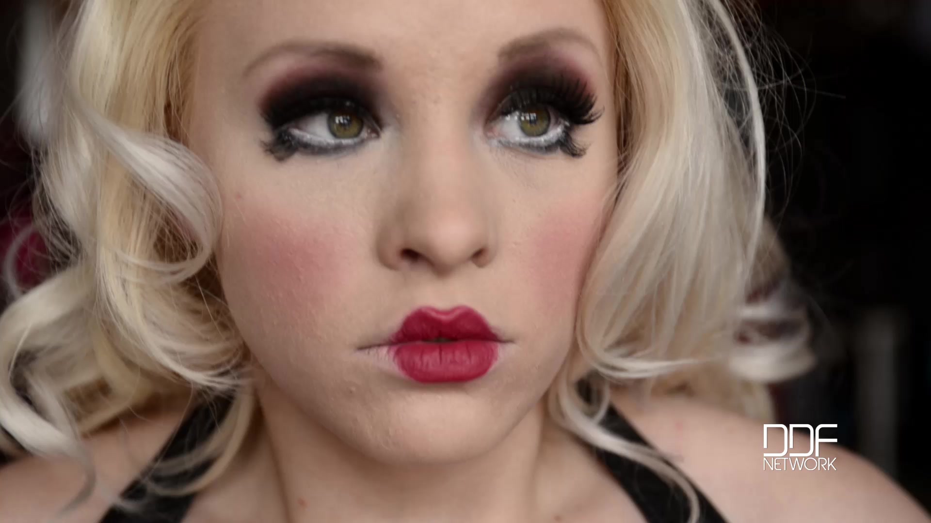 Submissive Surprise - Two Guys Penetrate Young Doll - PornWorld