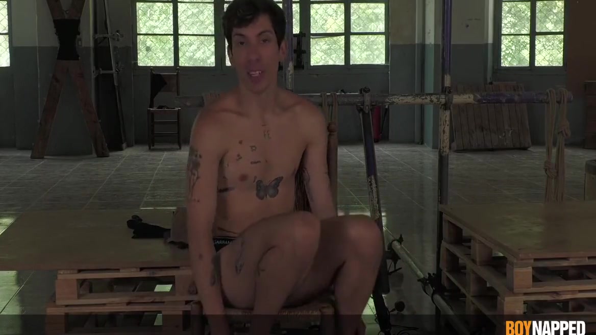 Teaching His New Big Dicked Sub : Kinky Dom Trains His Sub Toy Patience