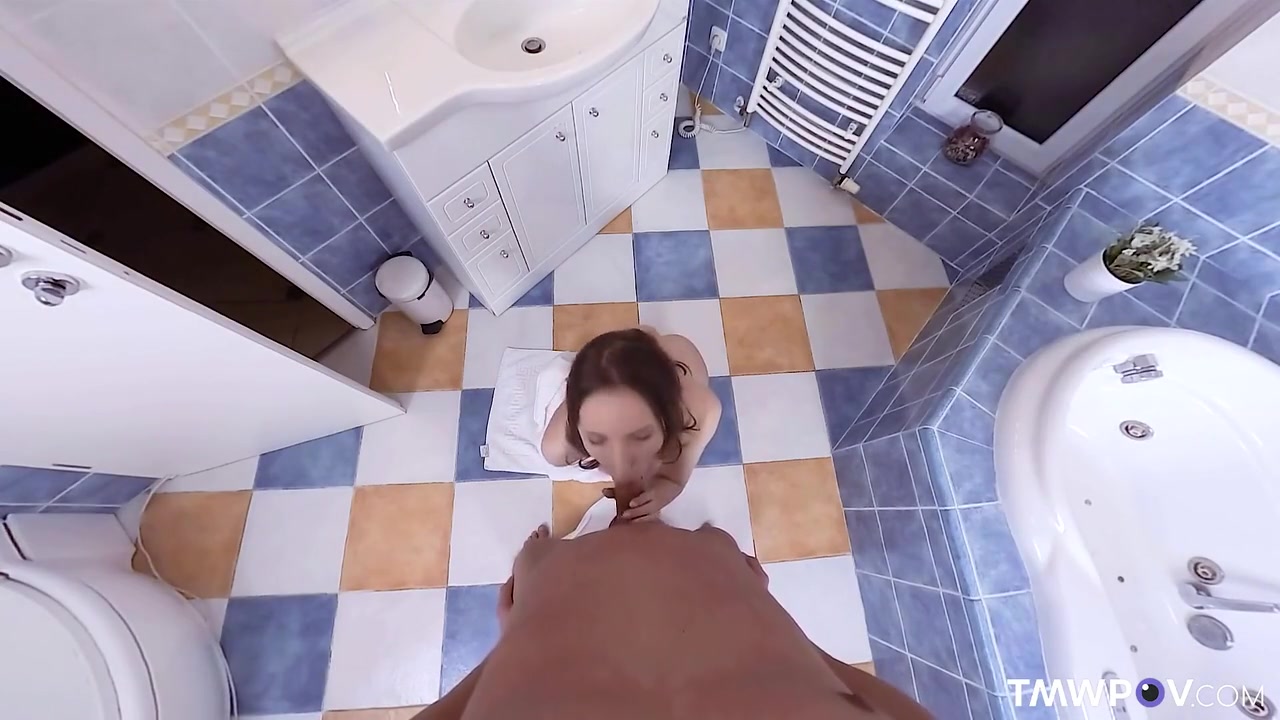Linda Weasley In Bathroom Quickie Sex
