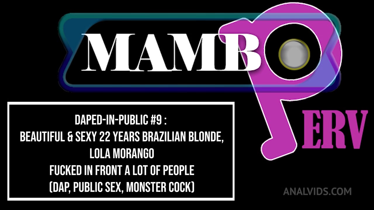 Daped-In-Public #9 : Beautiful & Sexy 22 Years Brazilian Blonde