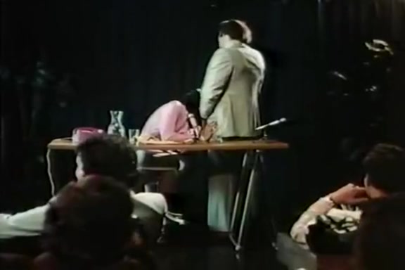Vanessa del Rio, Dave Ruby in mouth-watering blowjob scene from retro porn