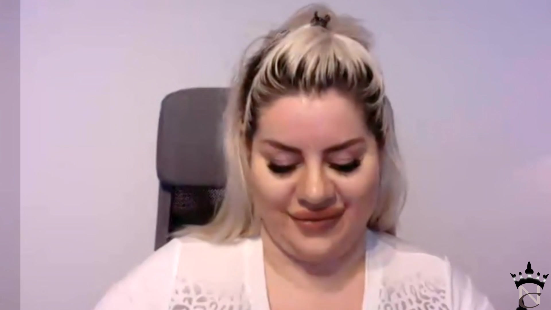 Live Show 2 - Sex Movies Featuring Natasha Crown