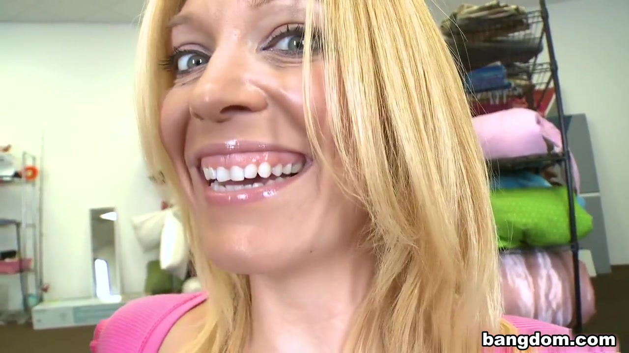 Big tits and a handjob