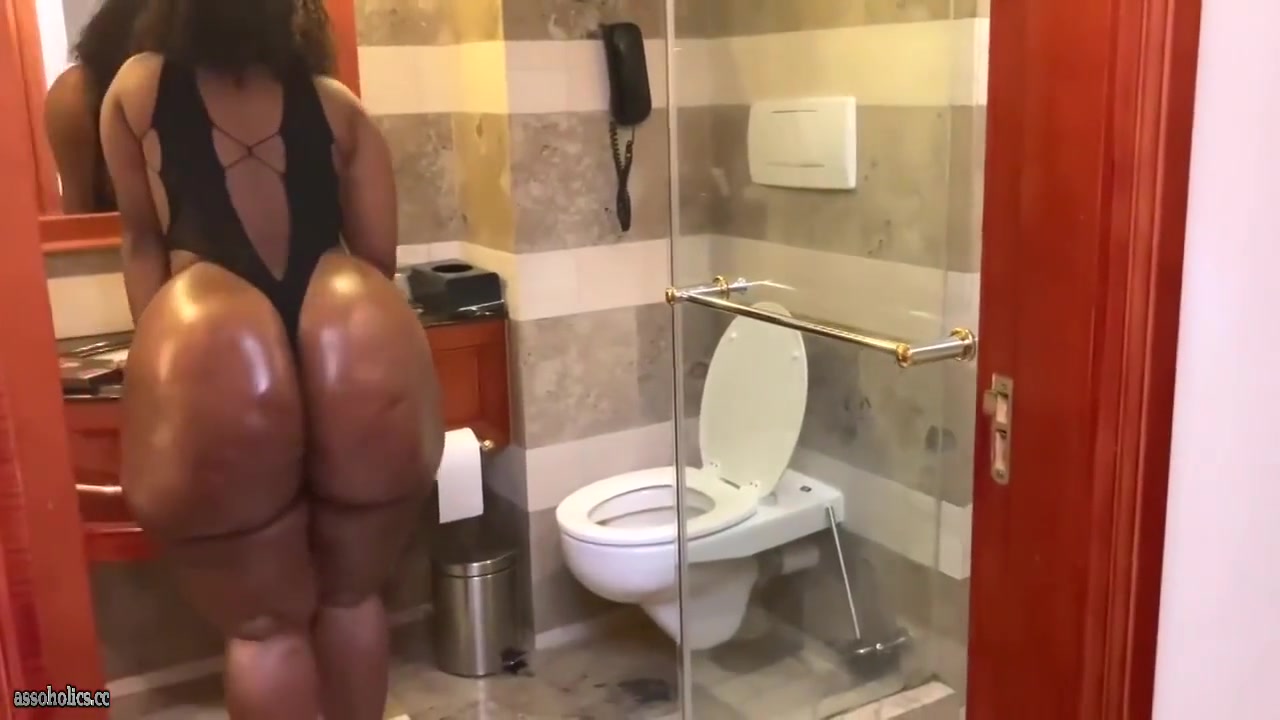 Therealliso Thick Juicy Ass
