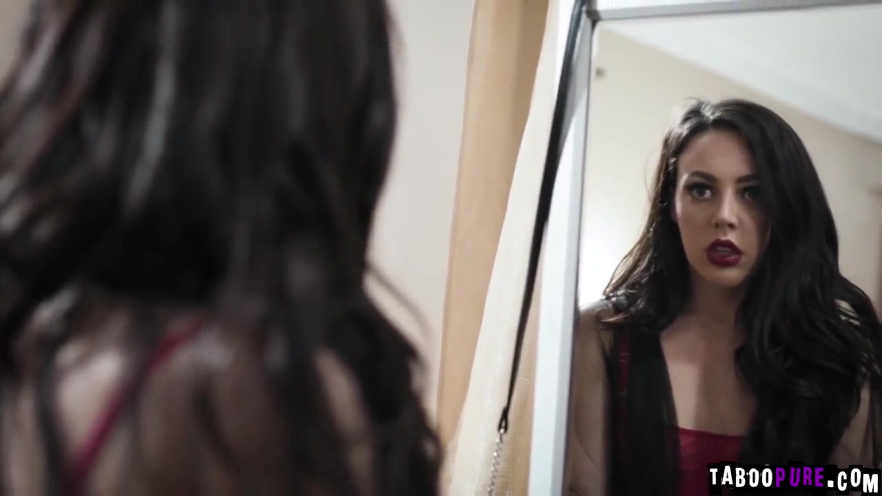 Hot Babe Bangs With Neighbor Stalker - Whitney Wright
