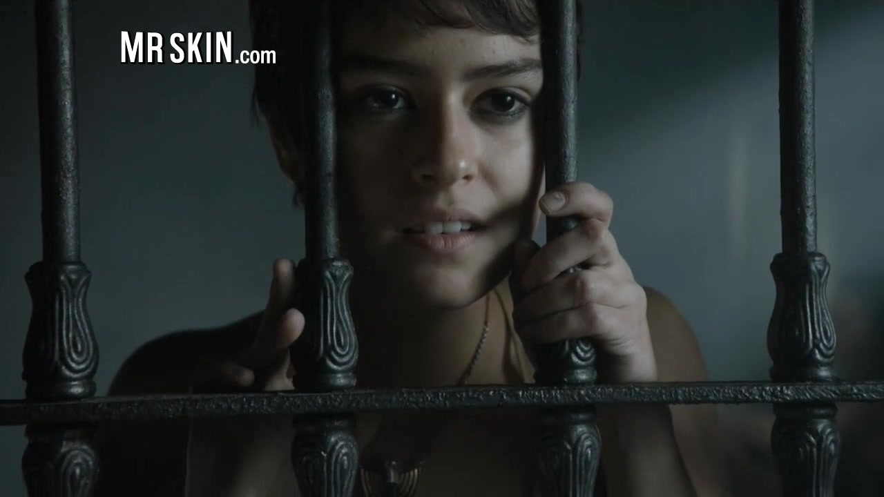See the Real Earth Shakers from San Andreas' Alexandra Daddario - Mr.Skin