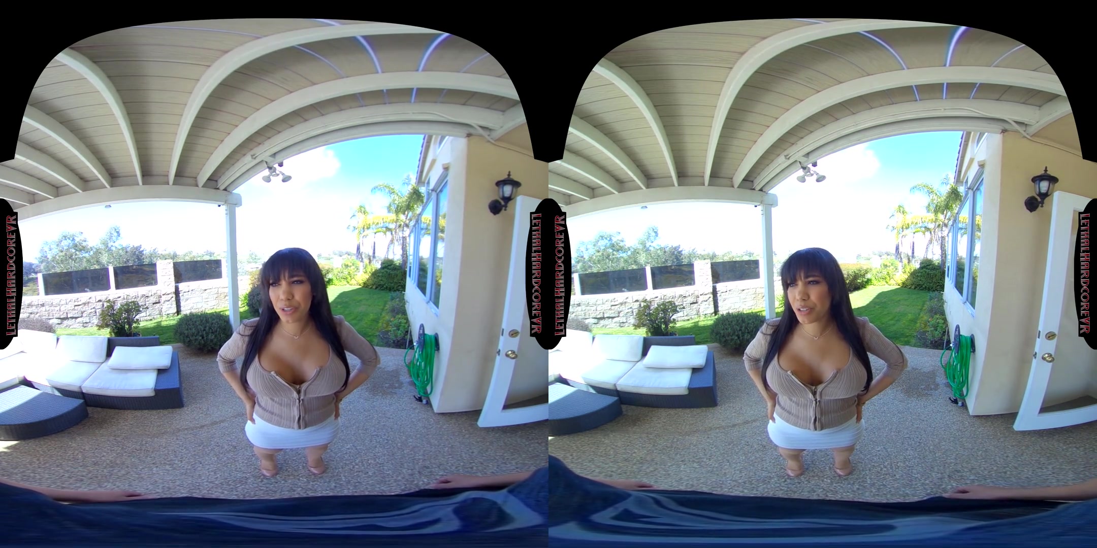 Shay Evans in Housewife Gets a Warm Creampie - LethalHardcoreVR