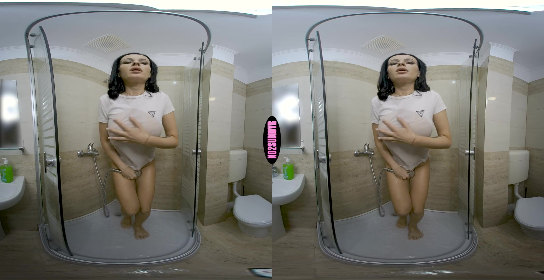 Horny Friends - Wet & Wild
