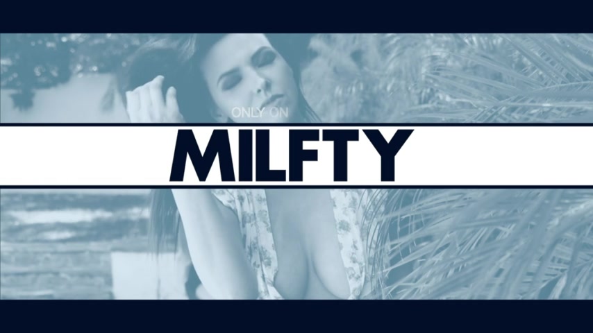 Washing Machine MILF Orgasms - MYLF