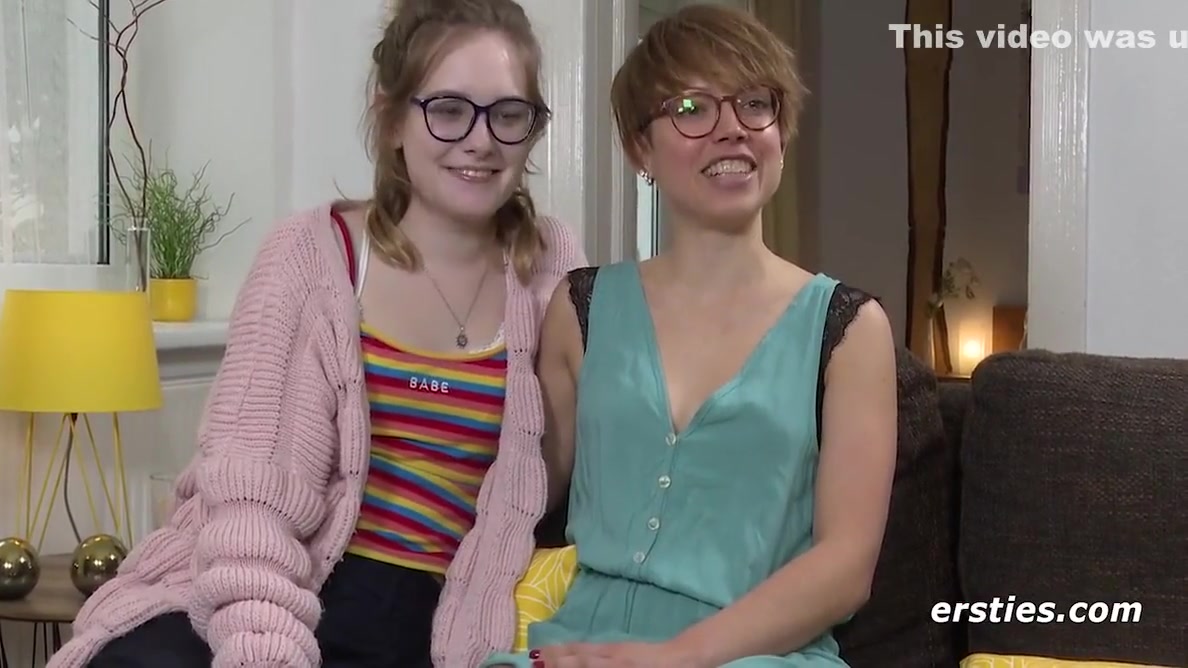 Lesbian Fingering - Mit Nahe Und Zusammenspiel Zum Orgasmus