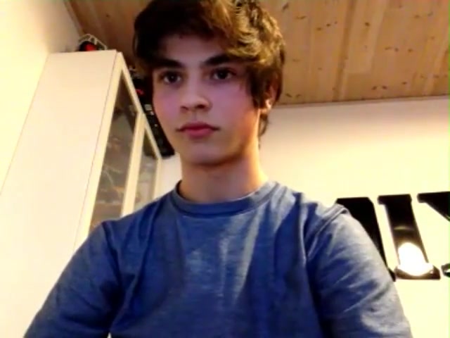 Hoodie Boy Blows His Load Cam Boys
