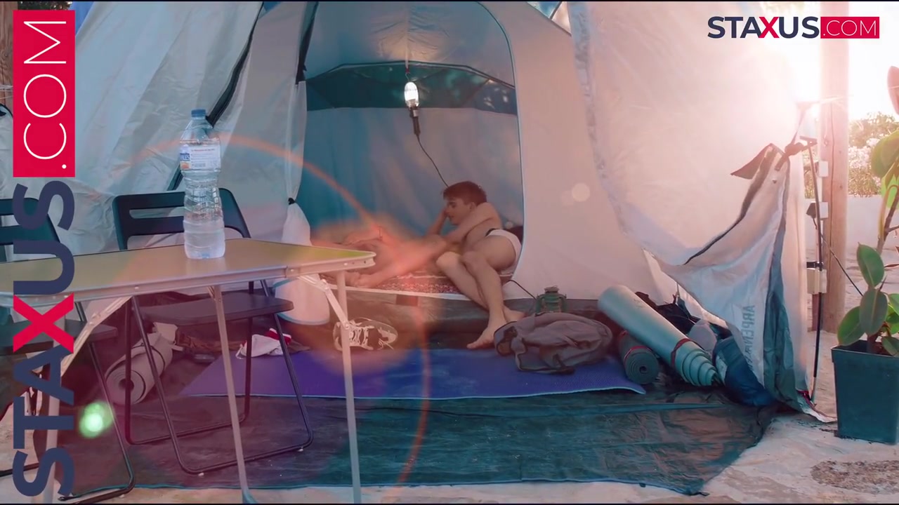 Summer Cump ! Two Friends Give Free Rein To Their Passion In A Small And Warm Tent