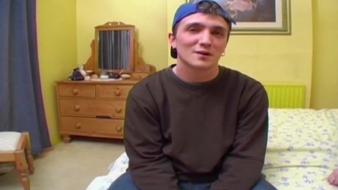 teen 18+ auditions for porn while boyfriend watches
