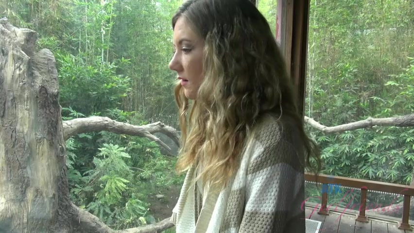 ATKGirlfriends video: Virtual date with Alison Faye.