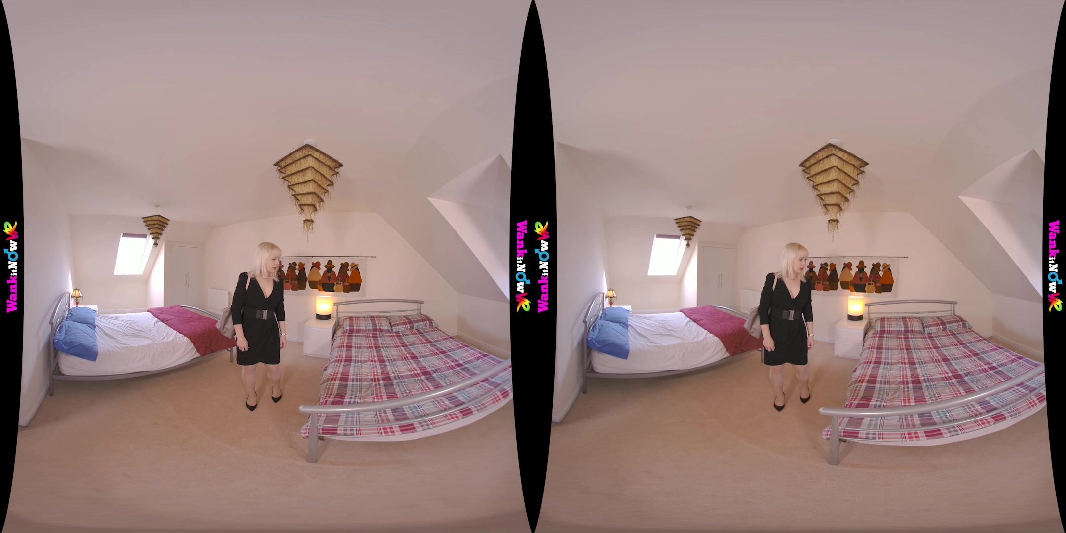 Look At My Pussy featuring Cherry English - WankitNowVR