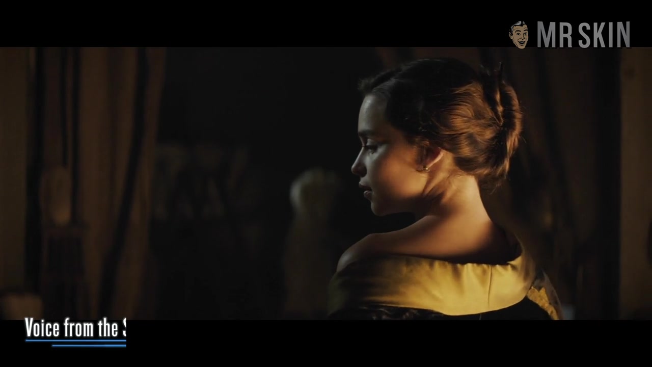 Best Of: Emilia Clarke - Mr.Skin